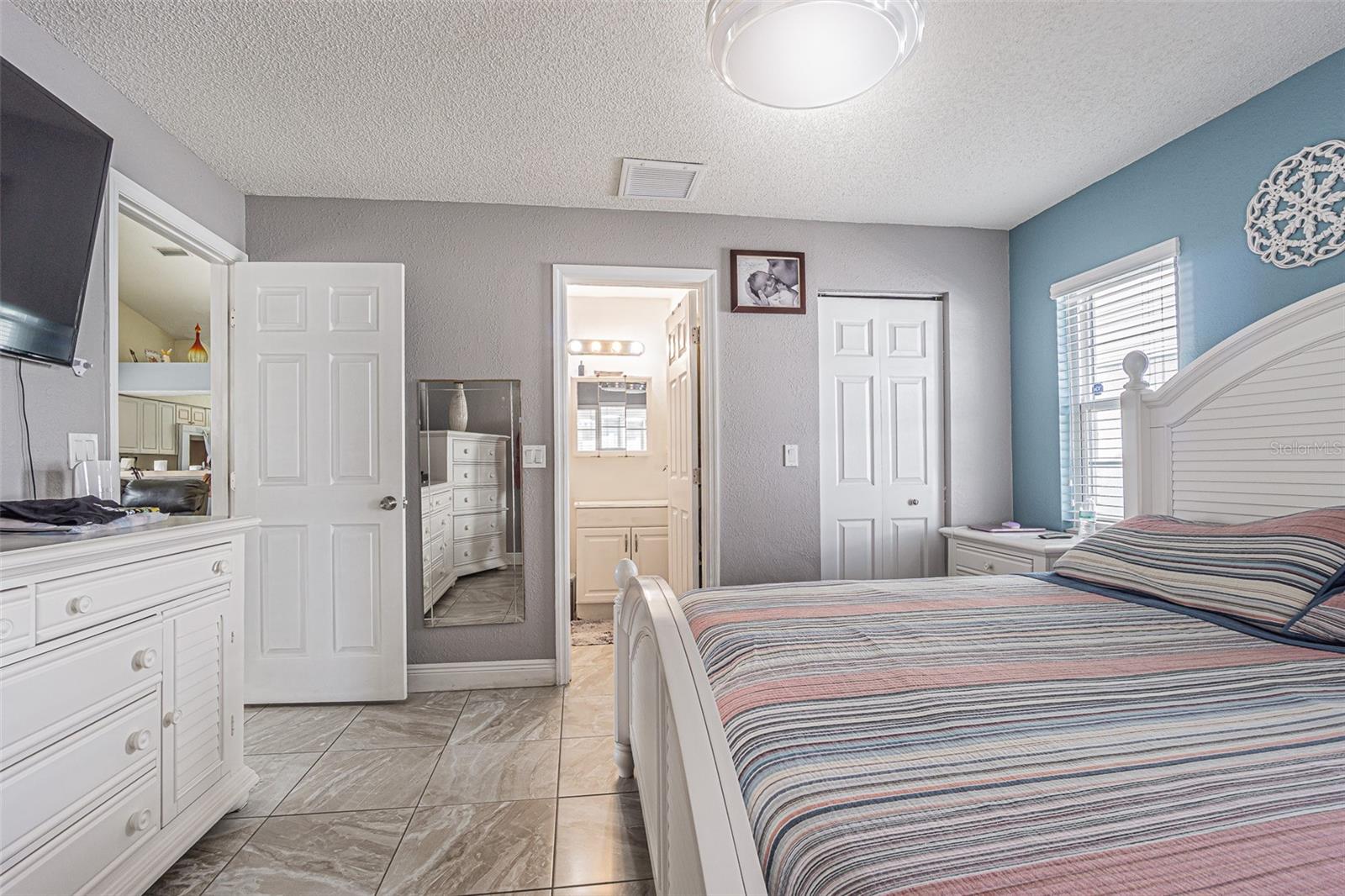 7601 LIMEBURY CT — photo 21
