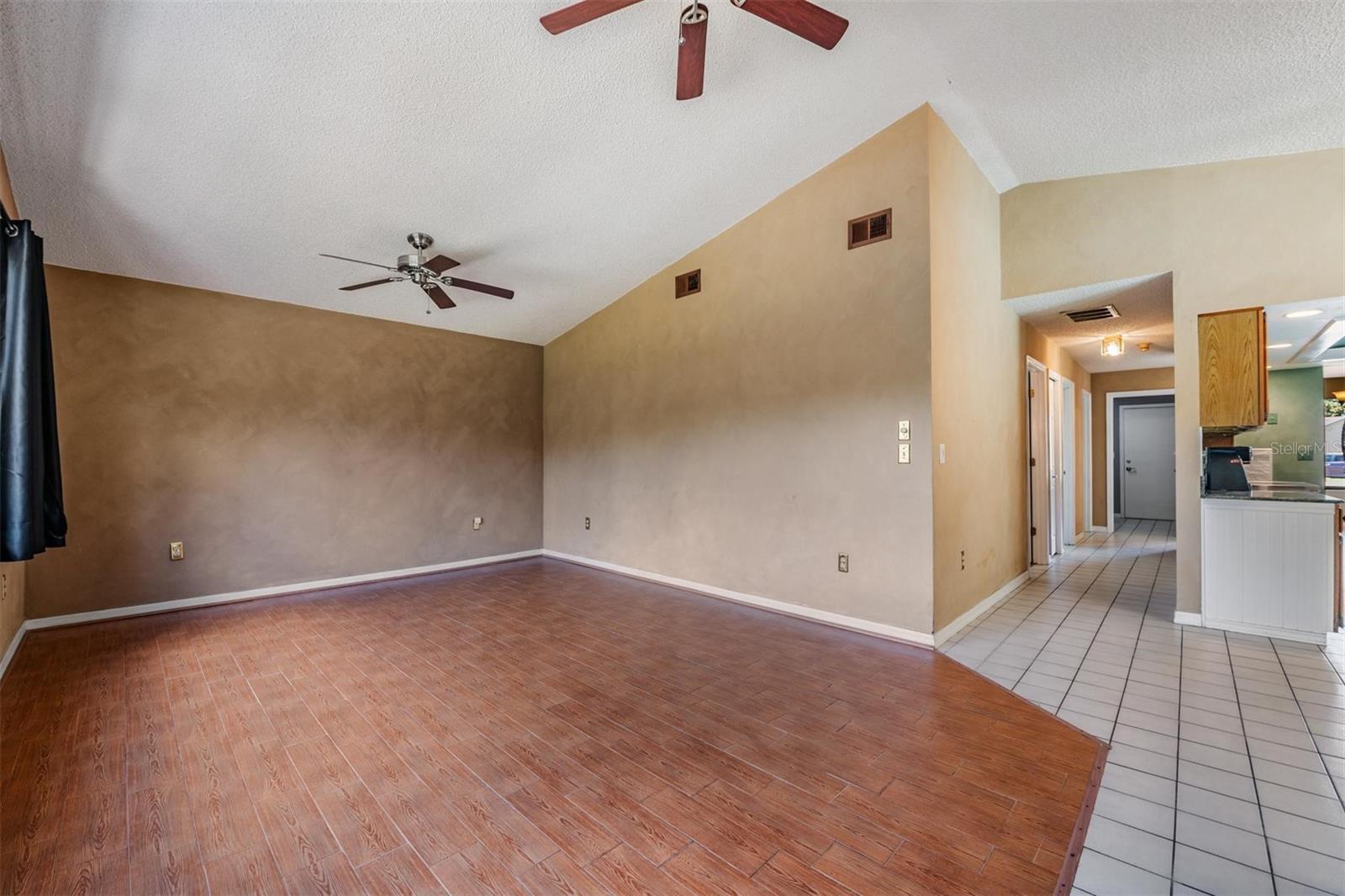 3817 NICHOLAS CIR — photo 29