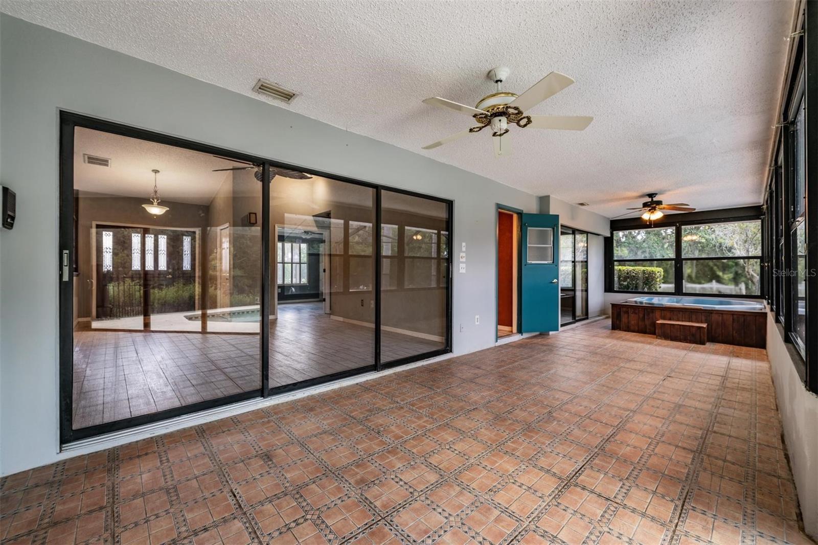 3817 NICHOLAS CIR — photo 38