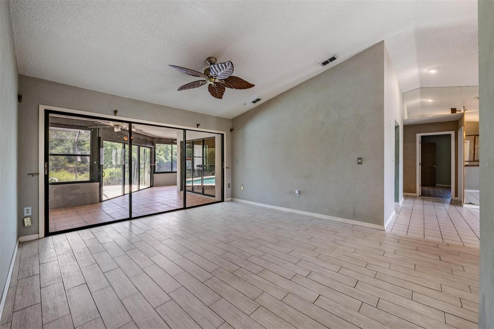 3817 NICHOLAS CIR — photo 21