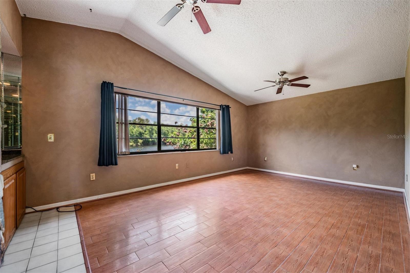 3817 NICHOLAS CIR — photo 27