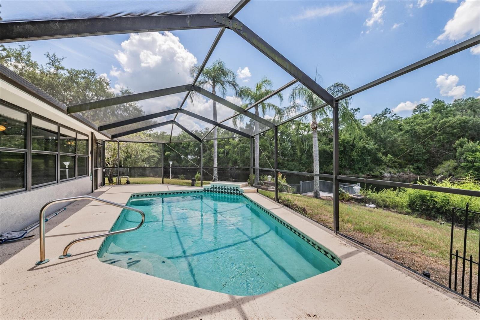 3817 NICHOLAS CIR — photo 42
