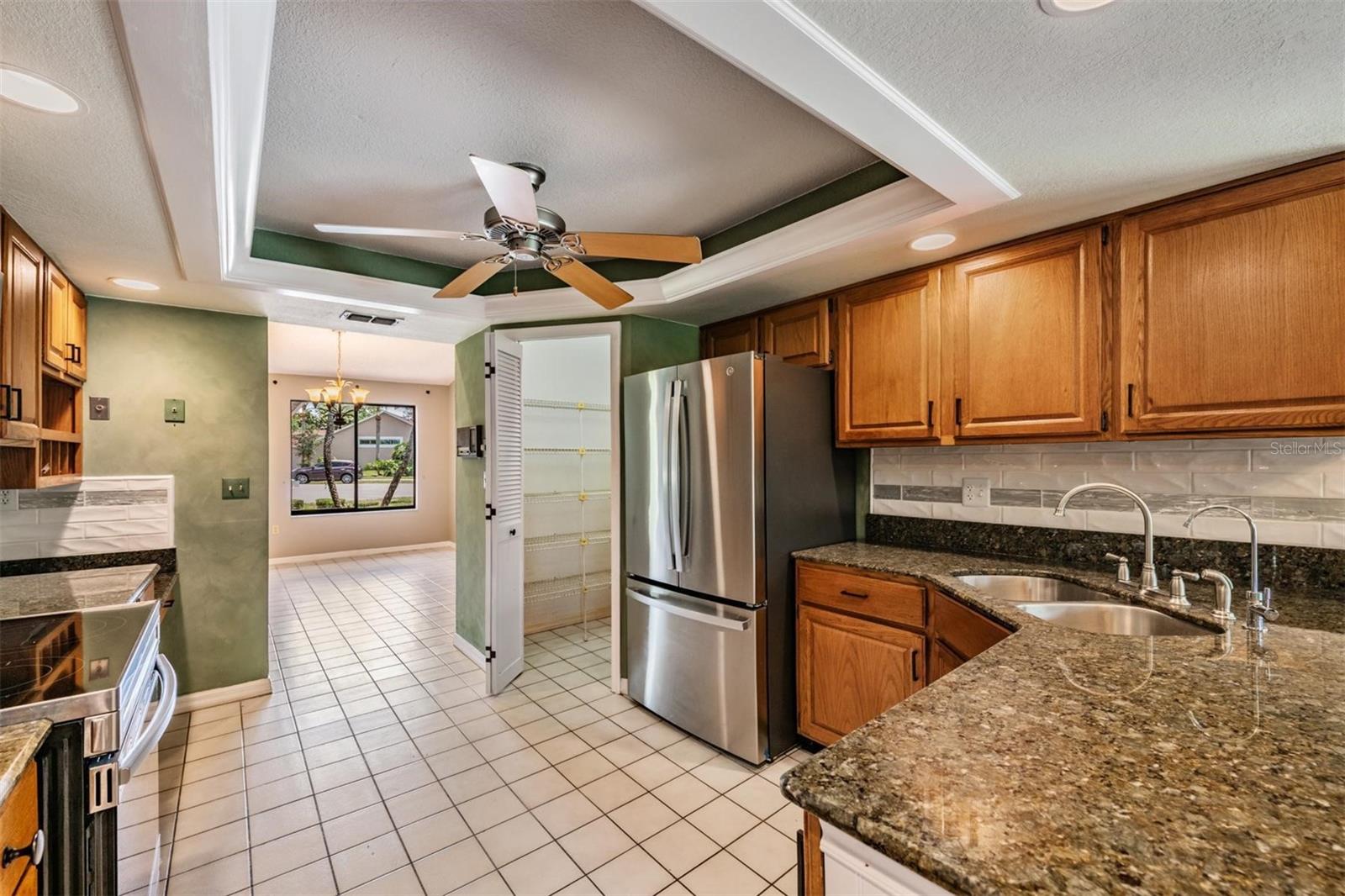 3817 NICHOLAS CIR — photo 34