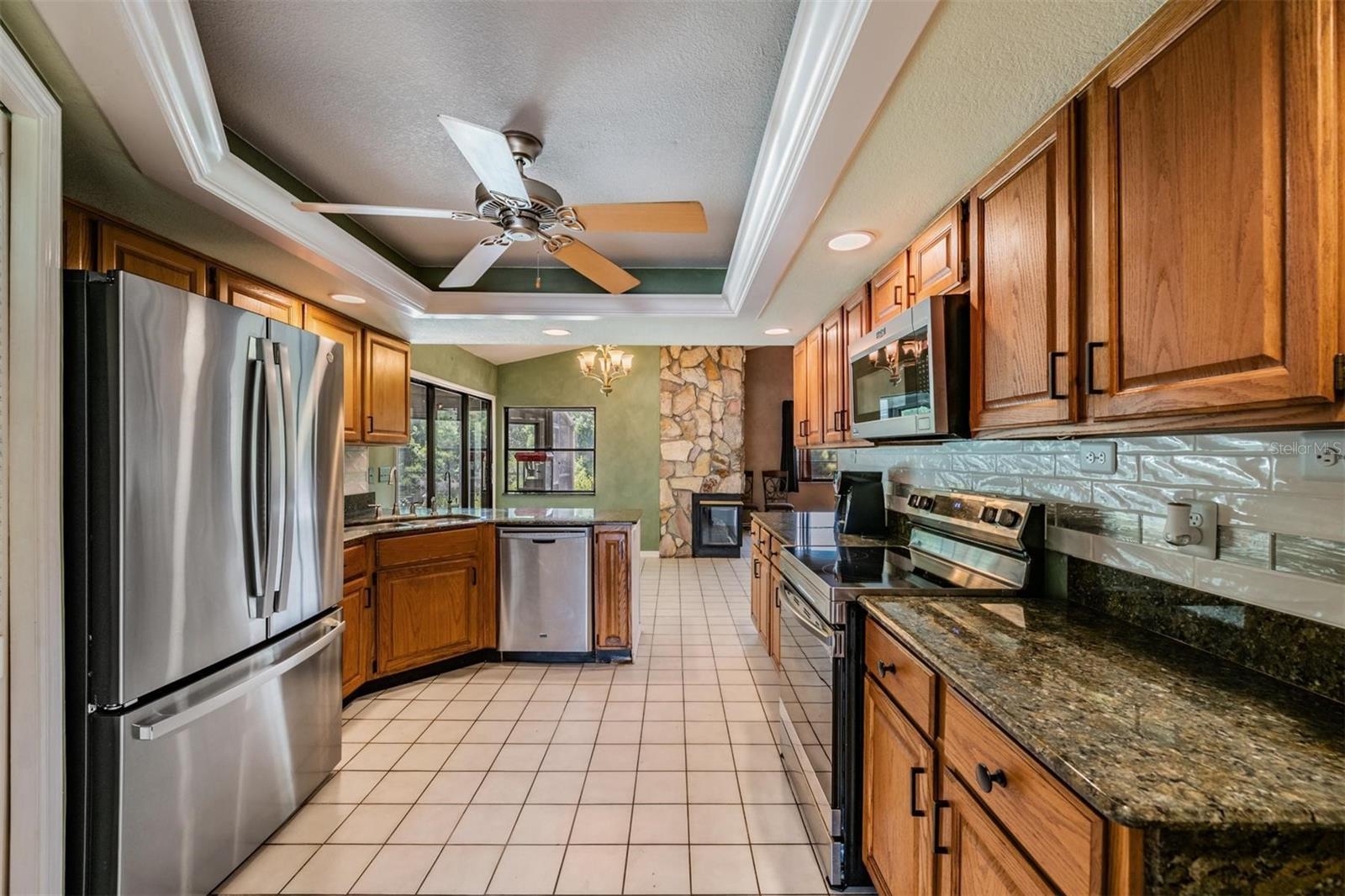 3817 NICHOLAS CIR — photo 36