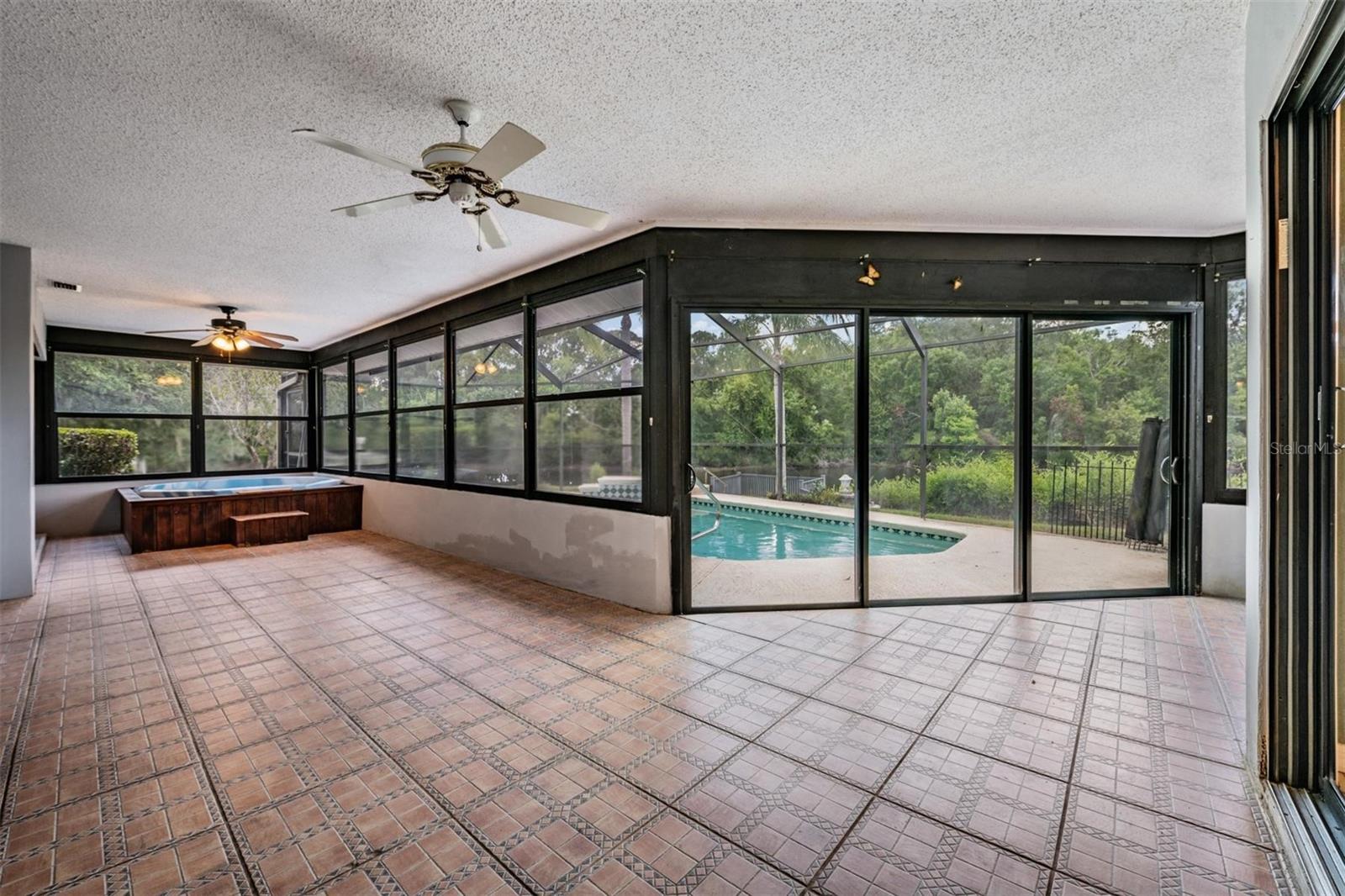 3817 NICHOLAS CIR — photo 39