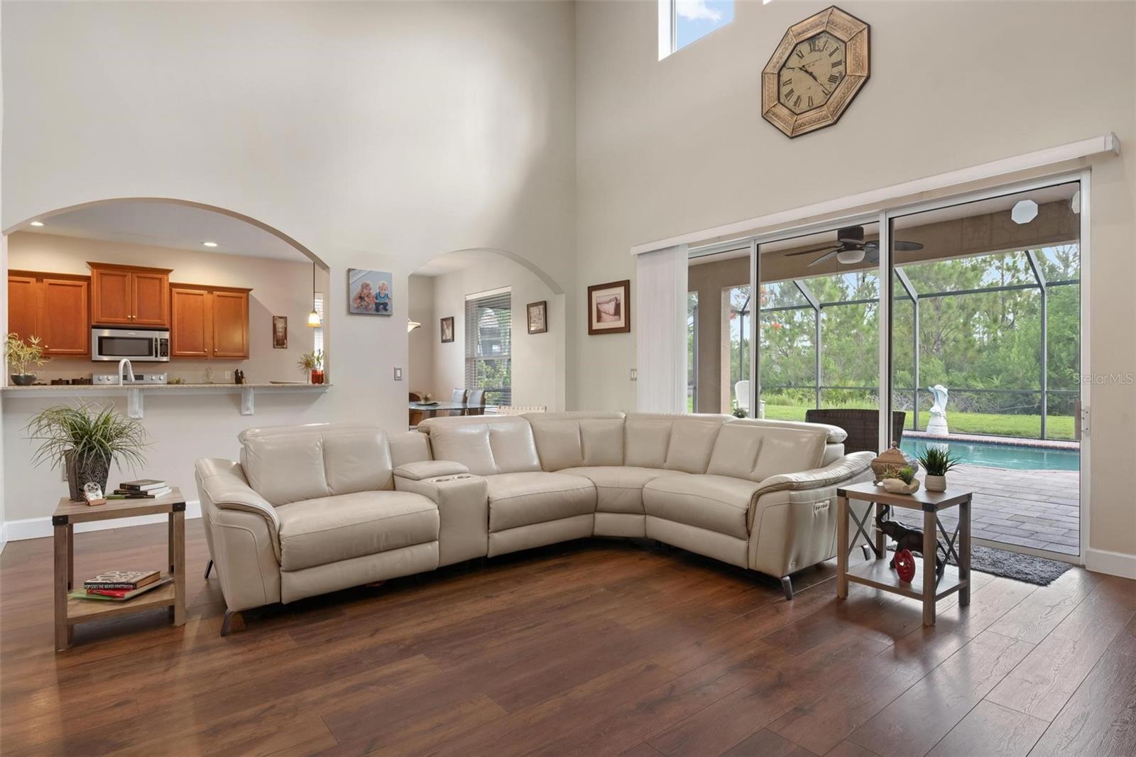 1762 BOTTLEBRUSH WAY — photo 9