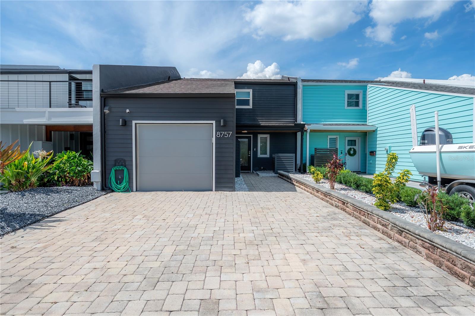 8757 BAY POINTE DR — photo 61