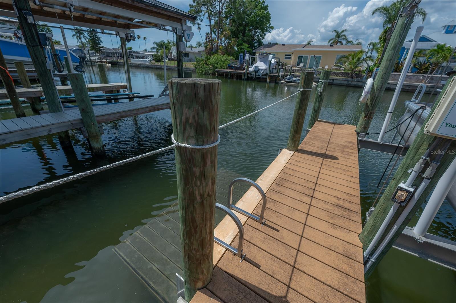 8757 BAY POINTE DR — photo 51