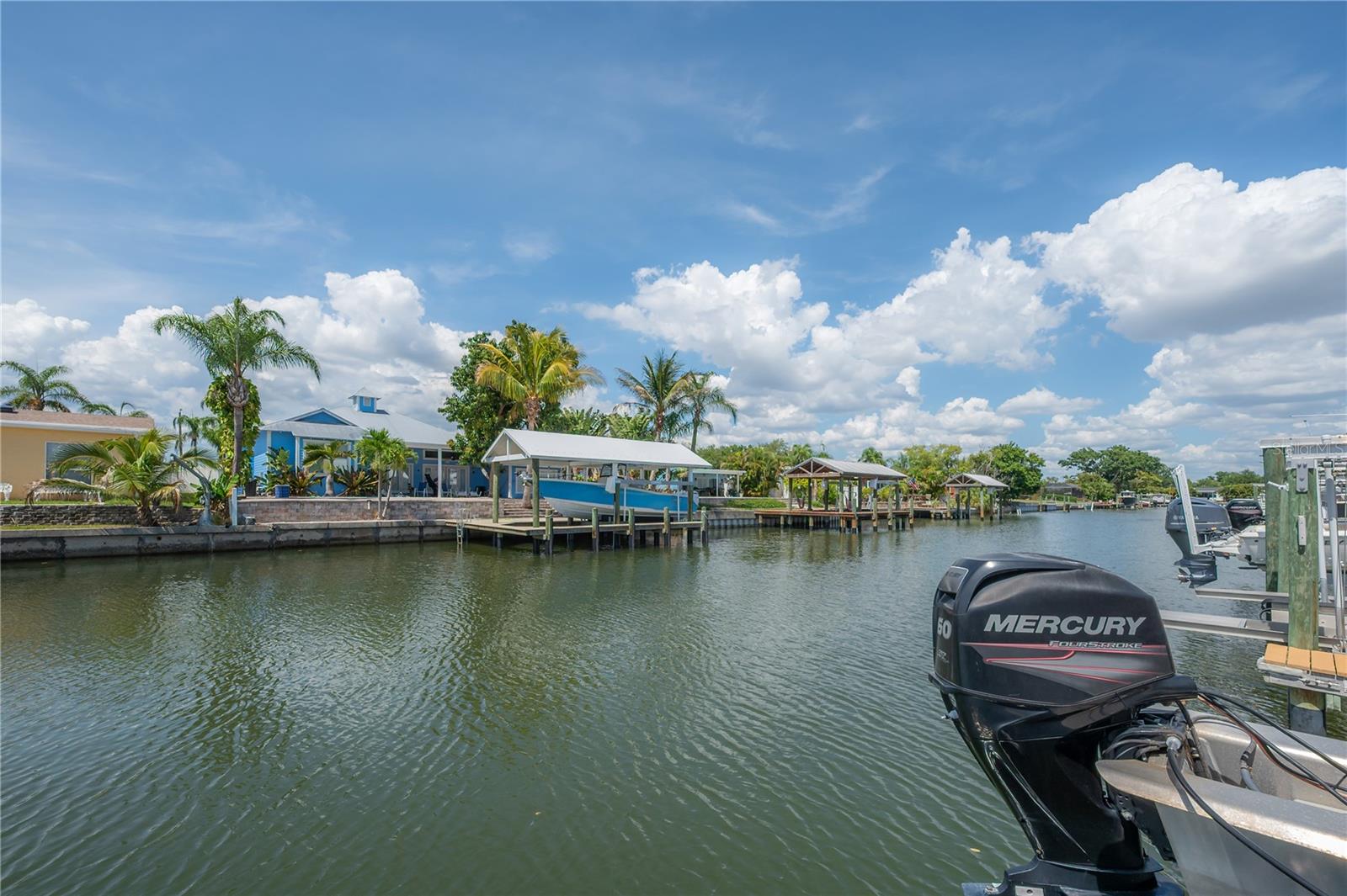 8757 BAY POINTE DR — photo 2