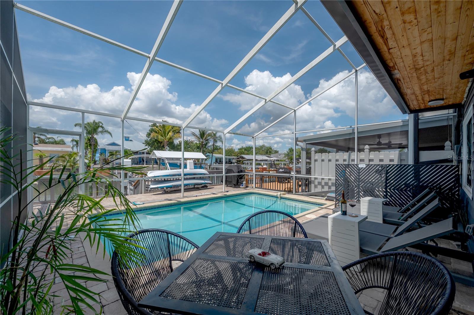 8757 BAY POINTE DR — photo 41