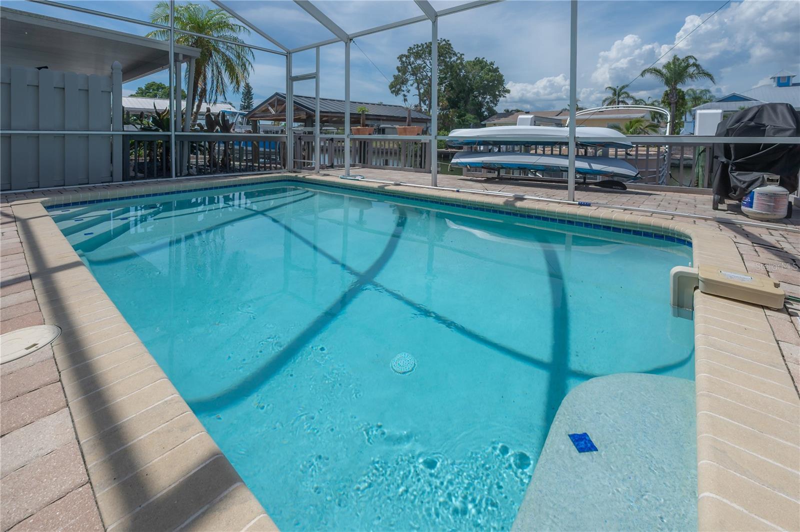 8757 BAY POINTE DR — photo 43