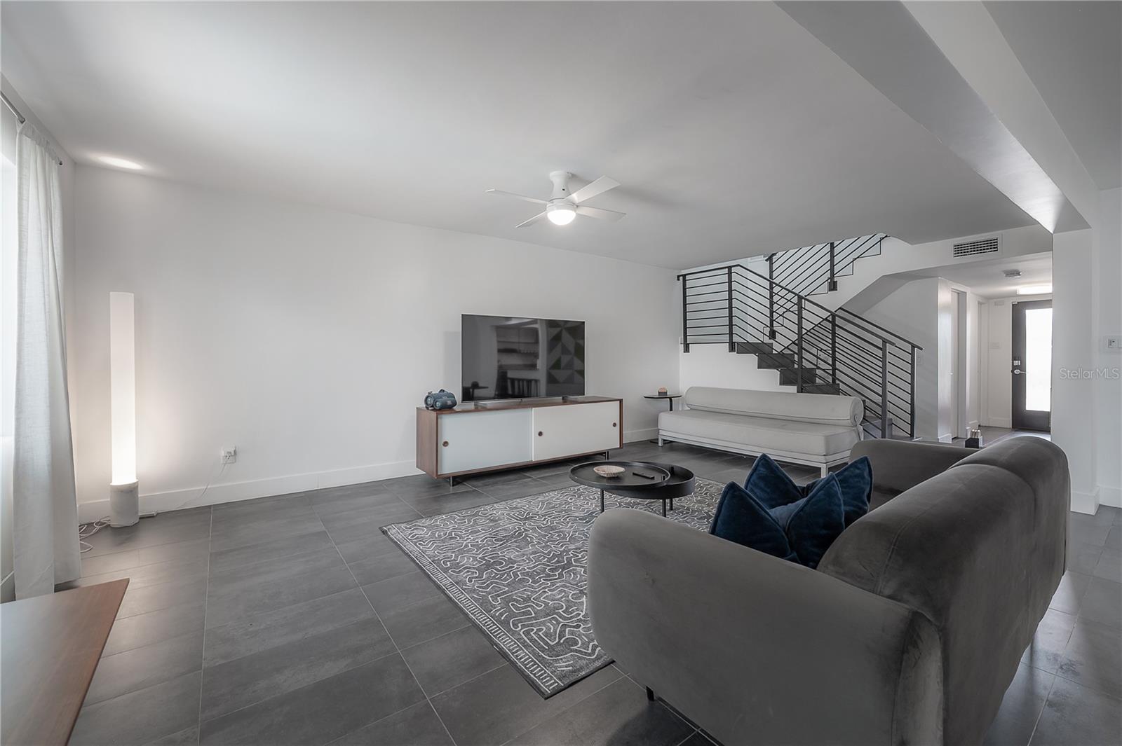8757 BAY POINTE DR — photo 13