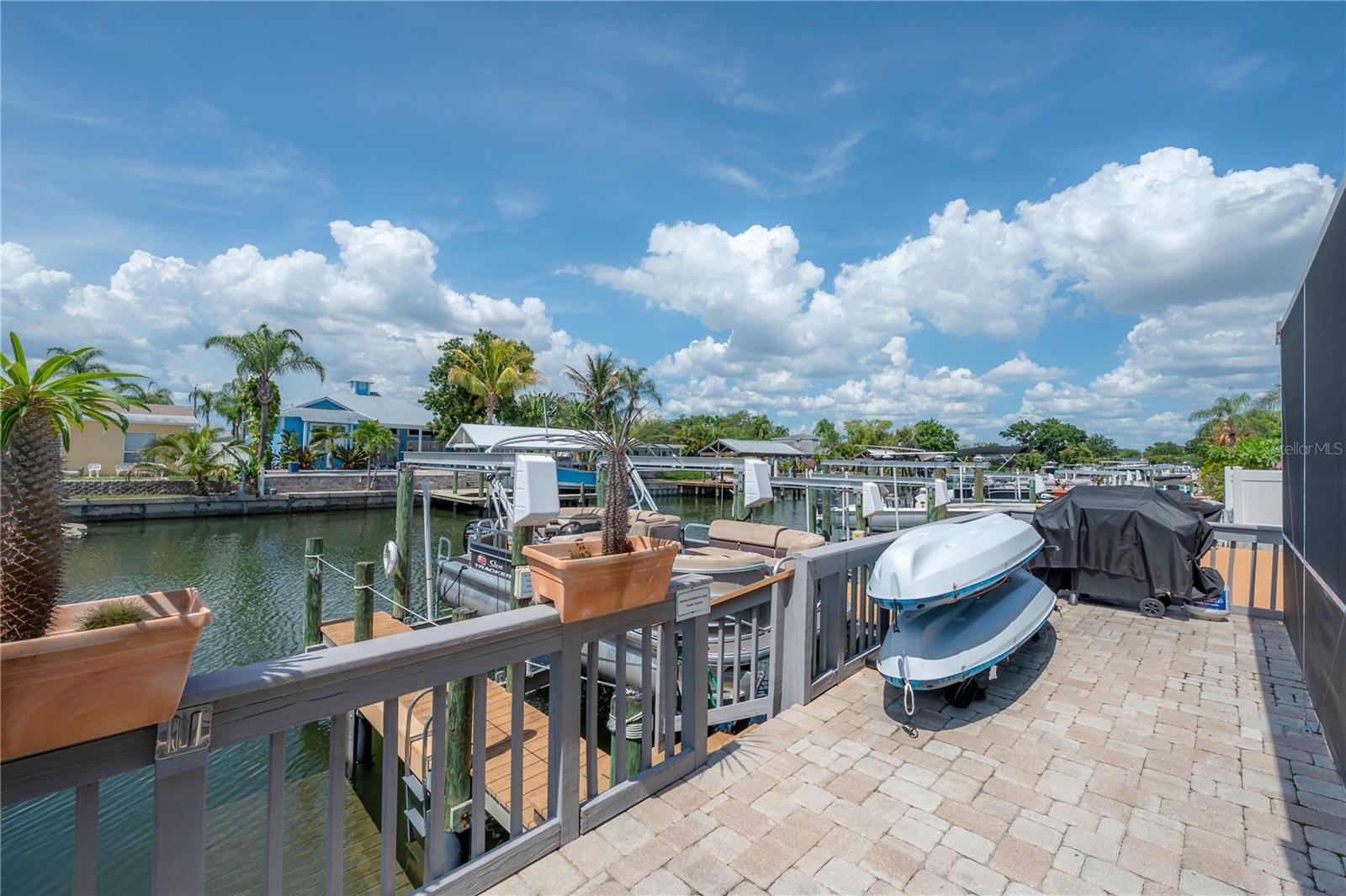 8757 BAY POINTE DR — photo 47