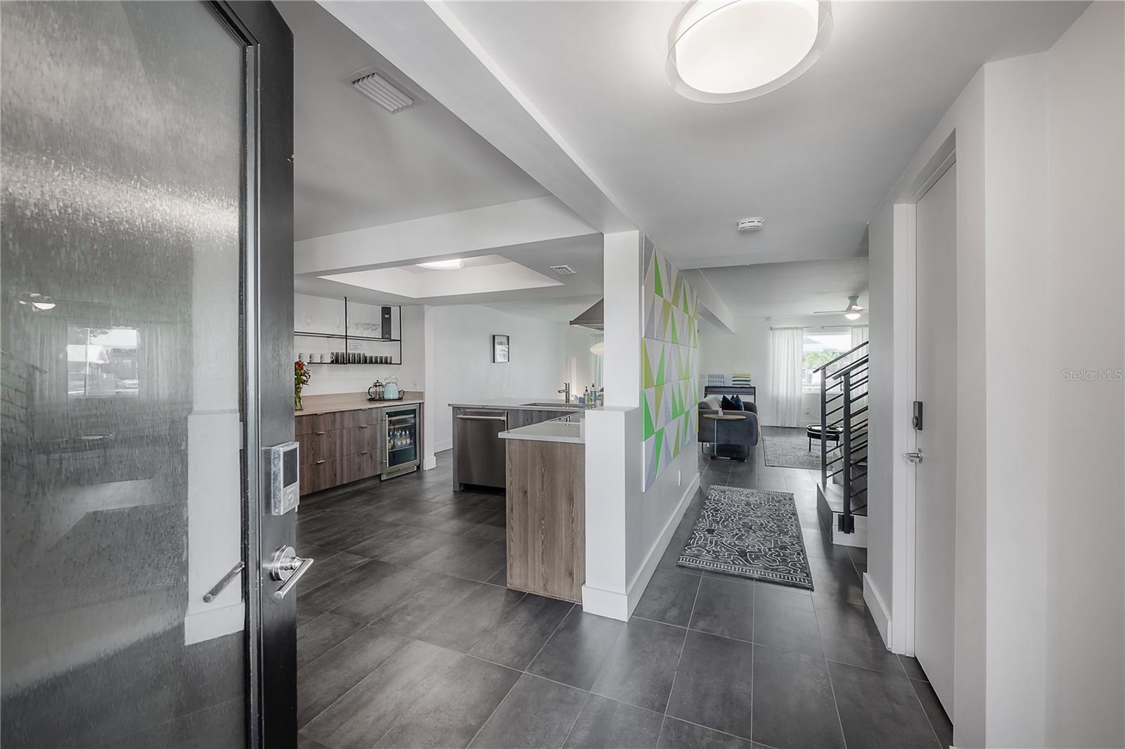 8757 BAY POINTE DR — photo 3