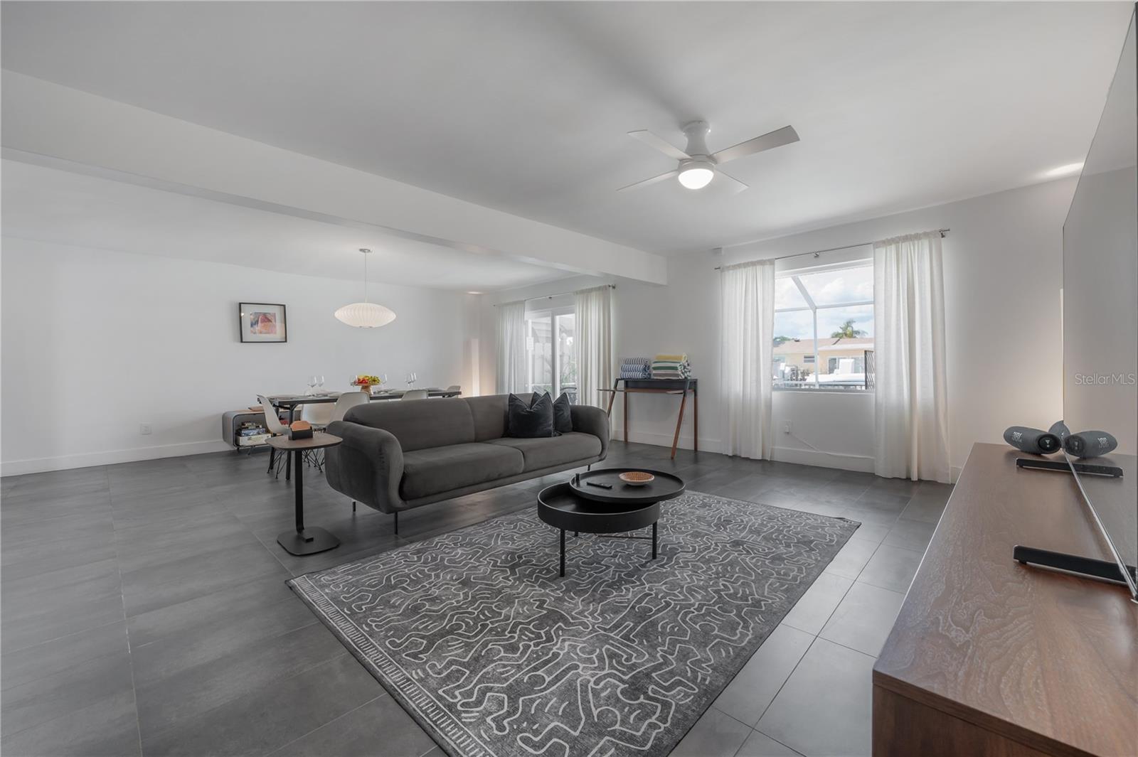 8757 BAY POINTE DR — photo 4