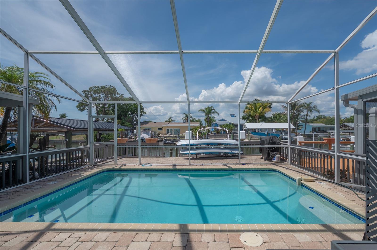 8757 BAY POINTE DR — photo 42