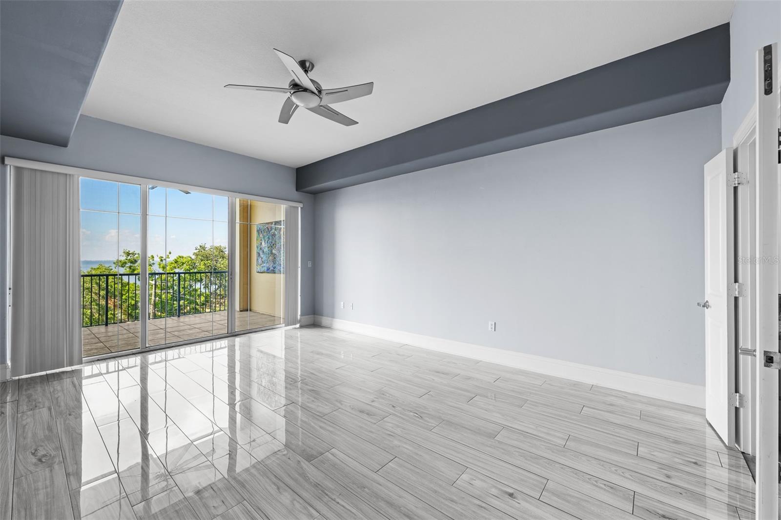 509 W BAY ST #305 — photo 27