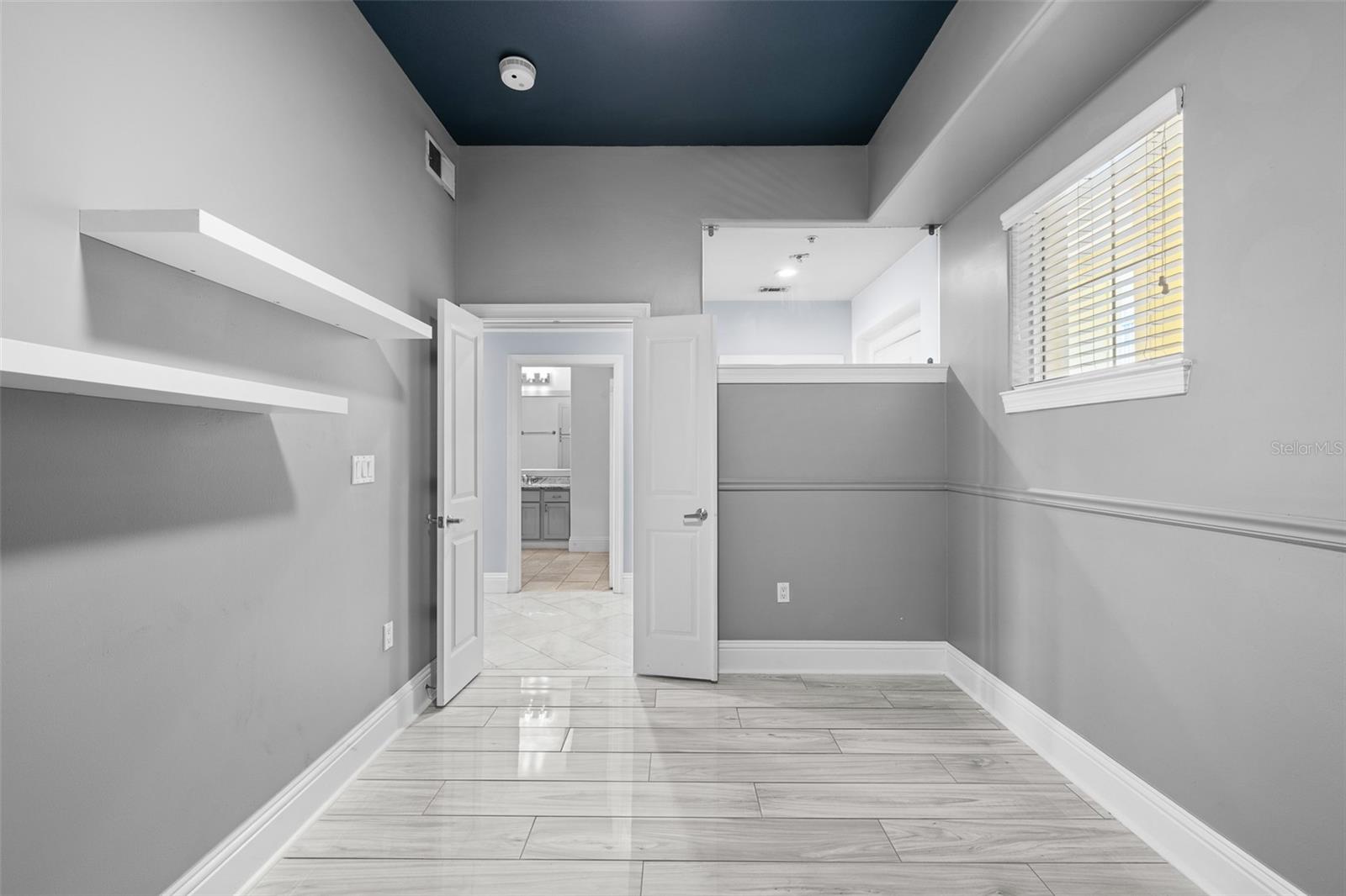 509 W BAY ST #305 — photo 47