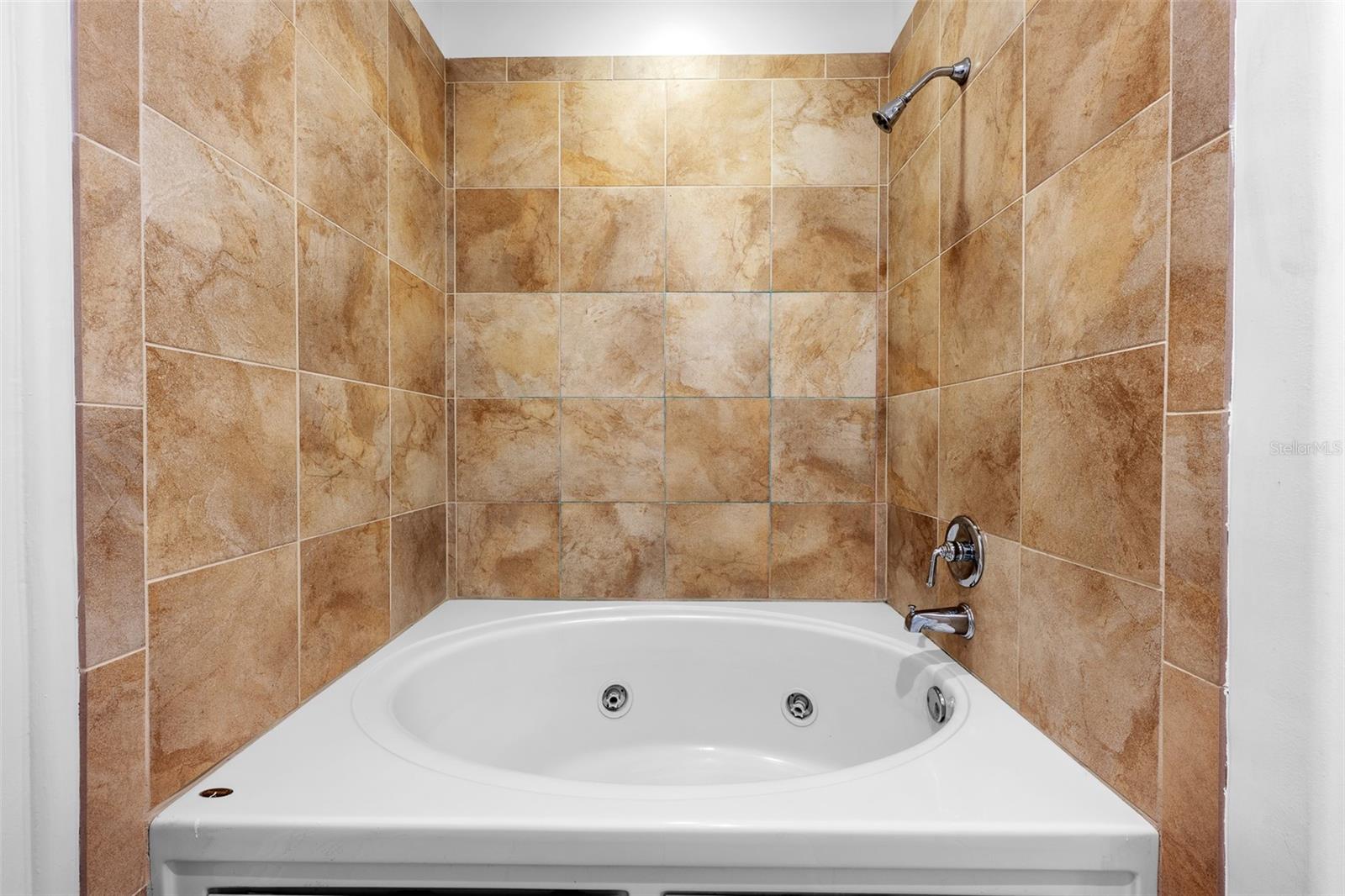 509 W BAY ST #305 — photo 36