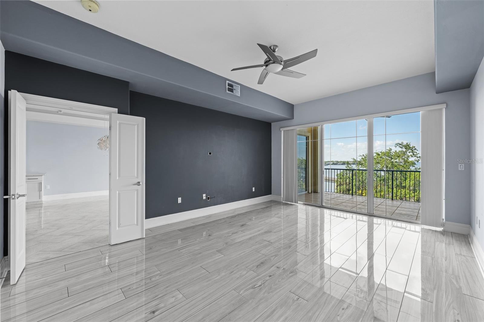509 W BAY ST #305 — photo 29