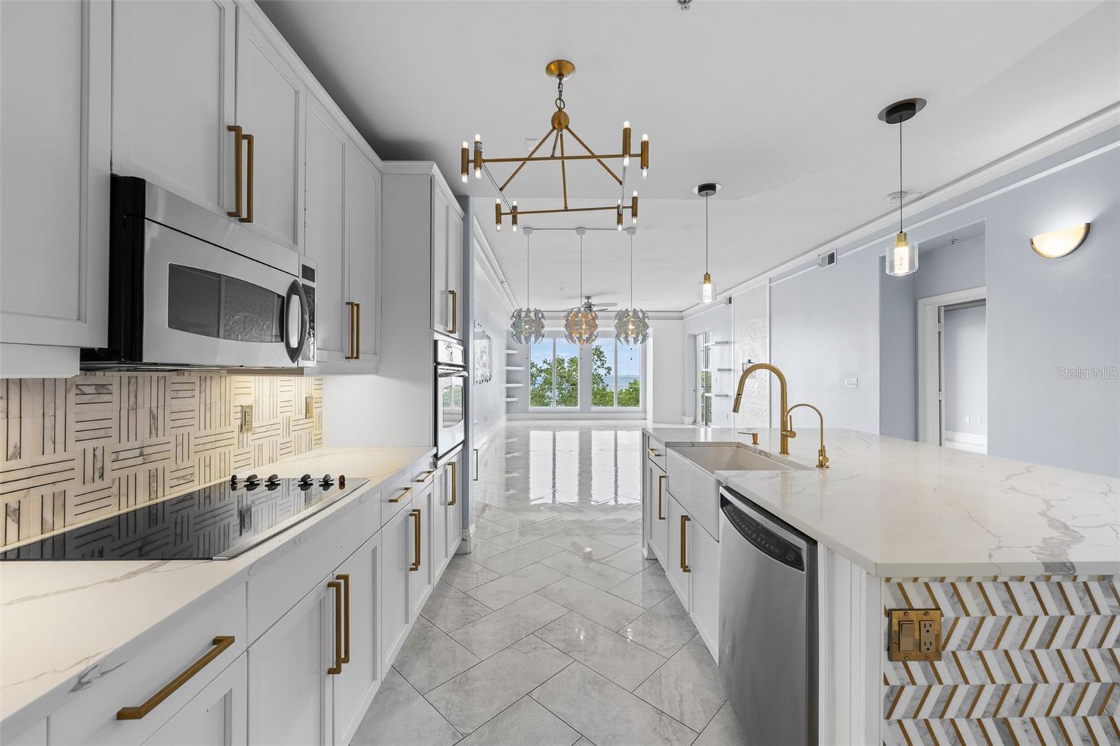 509 W BAY ST #305 — photo 9