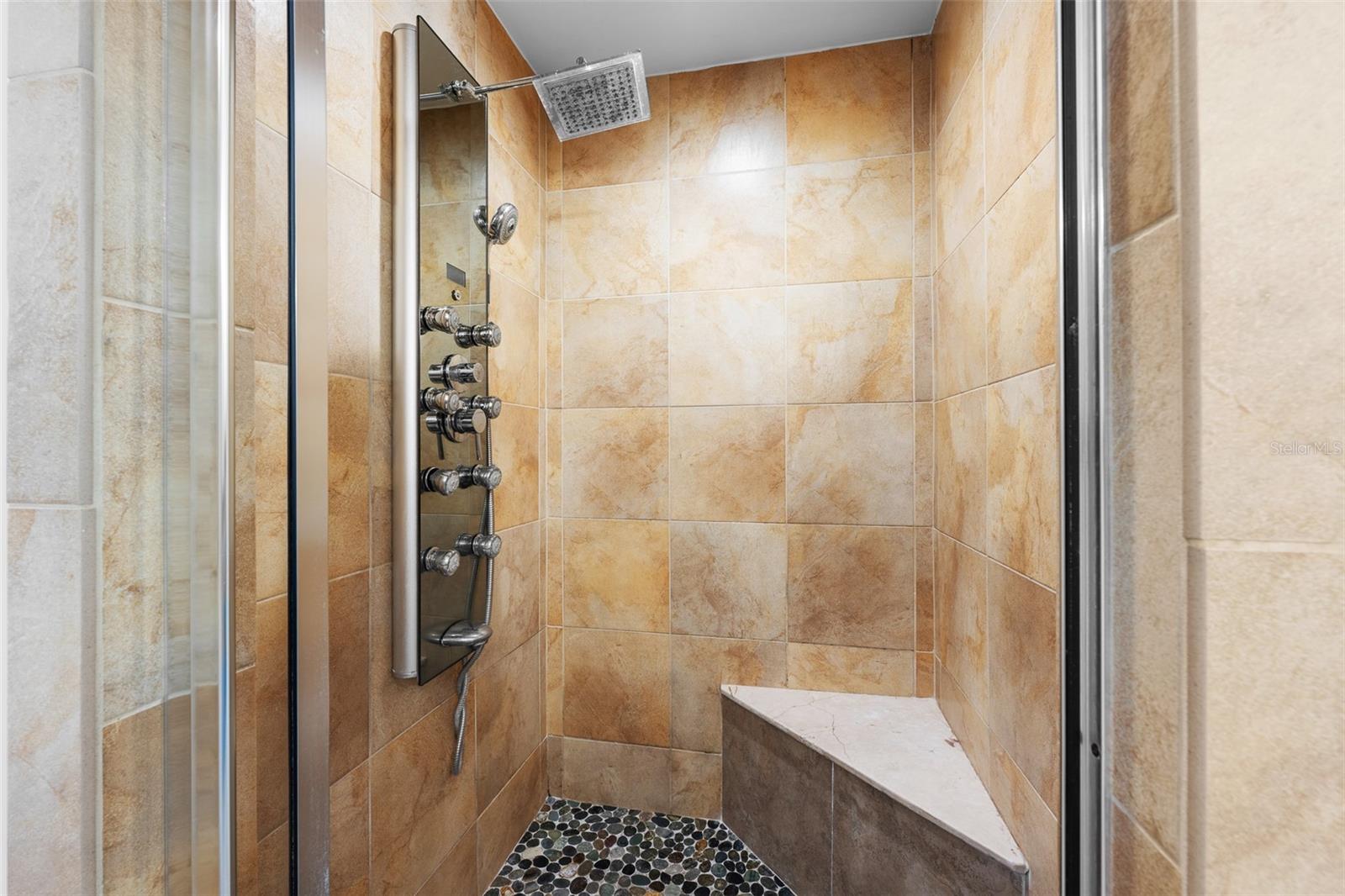 509 W BAY ST #305 — photo 37