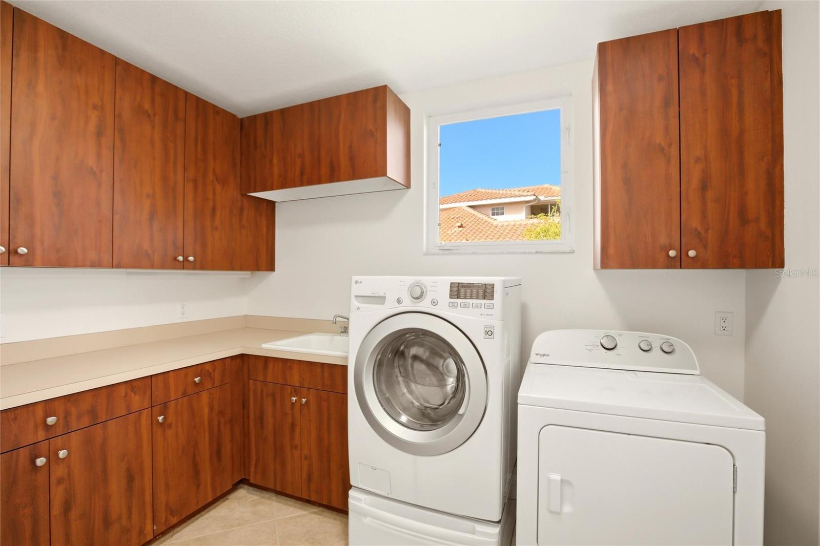 8417 LONE EAGLE WAY — photo 39