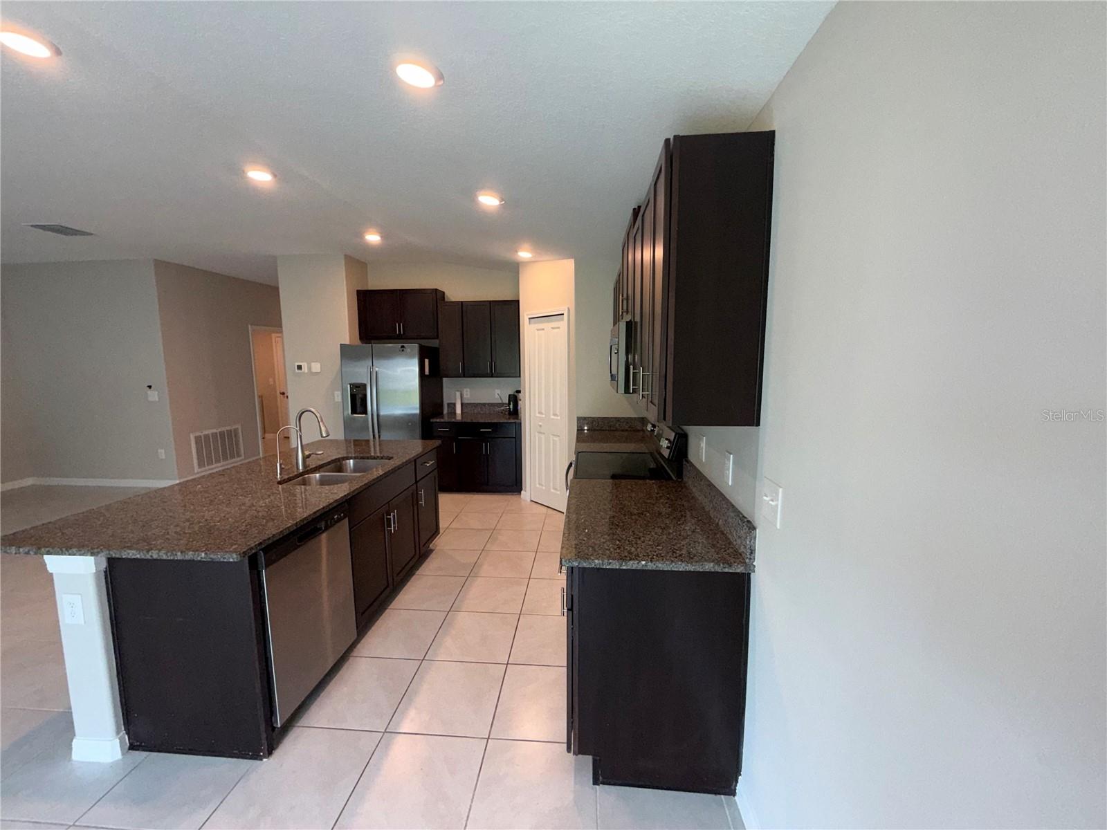 13204 GREAT PLAINS DR — photo 12