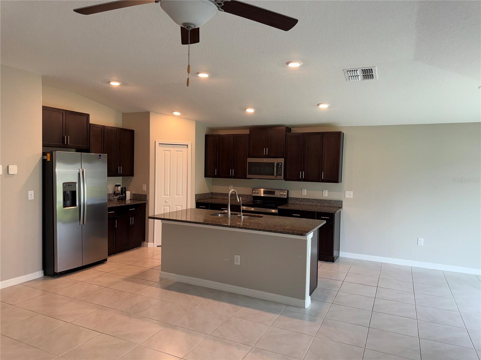 13204 GREAT PLAINS DR — photo 11