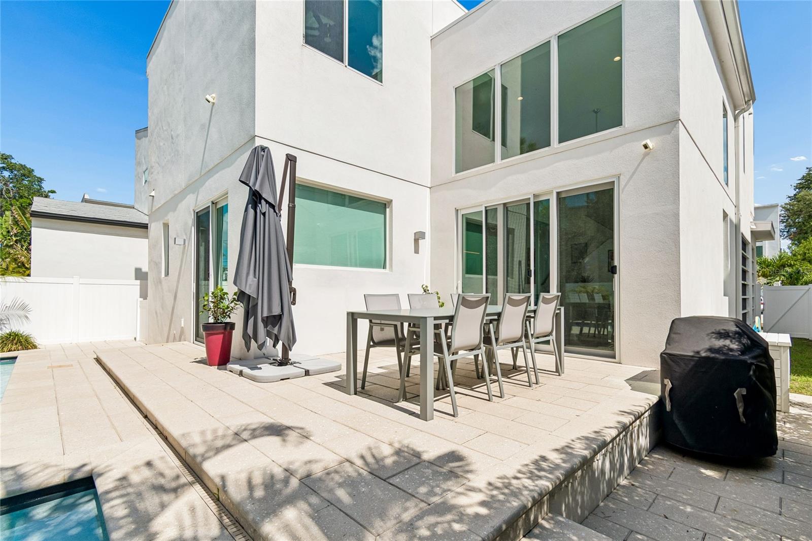 1314 W 1/2 LEMON ST — photo 75