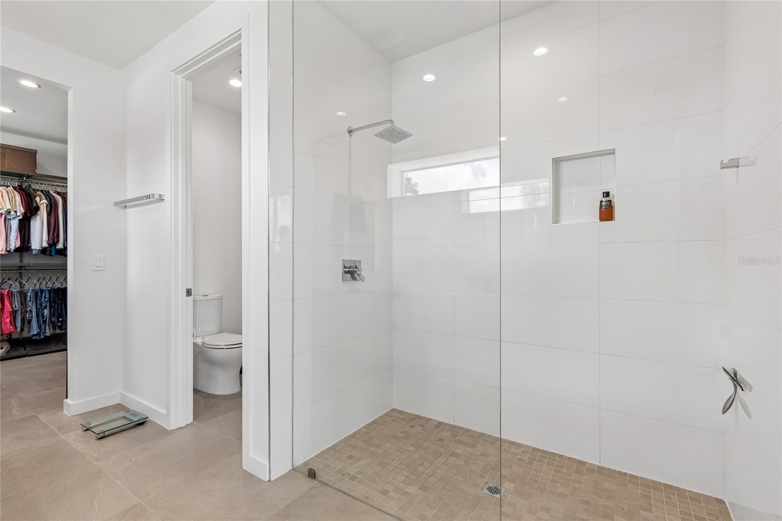 1314 W 1/2 LEMON ST — photo 42
