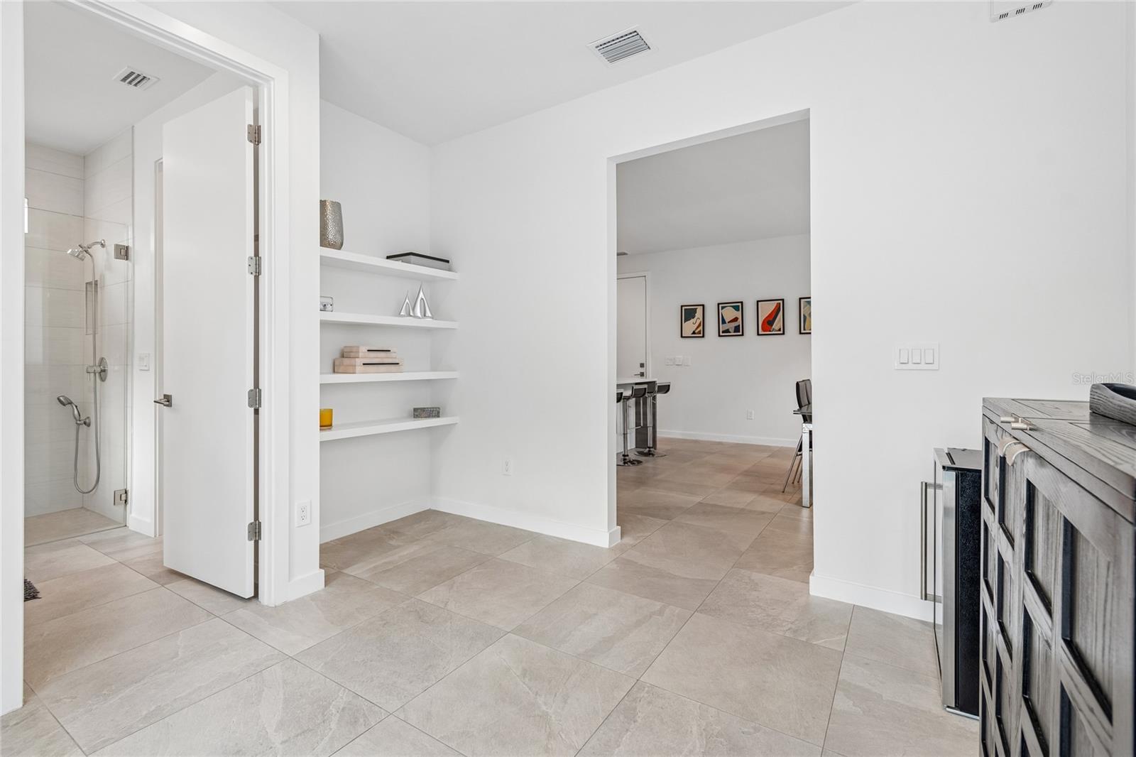 1314 W 1/2 LEMON ST — photo 49