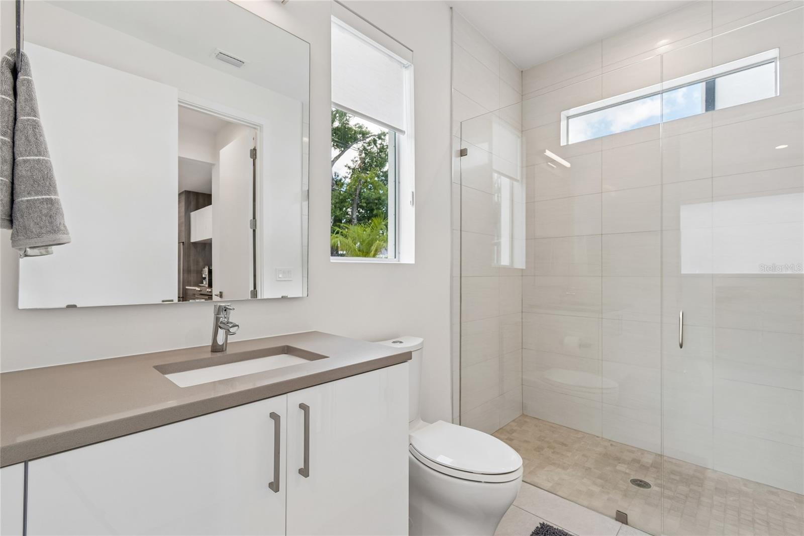 1314 W 1/2 LEMON ST — photo 48