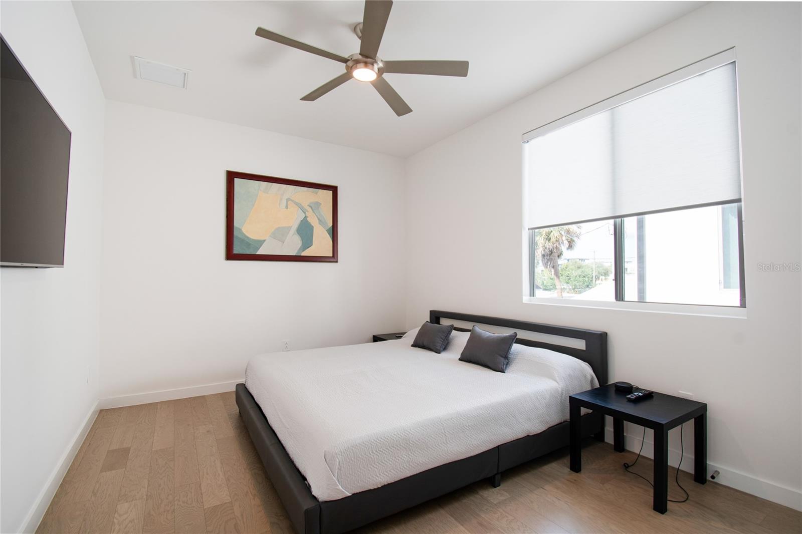 1314 W 1/2 LEMON ST — photo 46