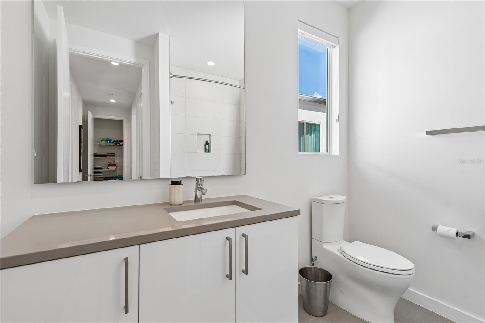 1314 W 1/2 LEMON ST — photo 55