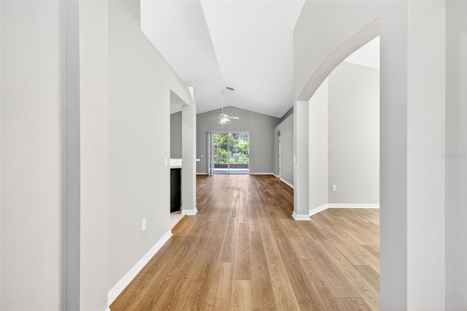 1235 KATAHDIN CT — photo 4