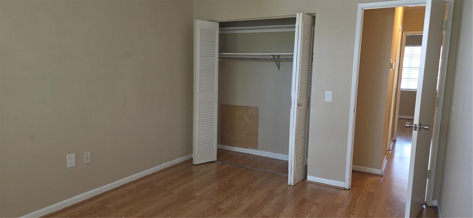 911 WASHINGTON AVE #304 — photo 17
