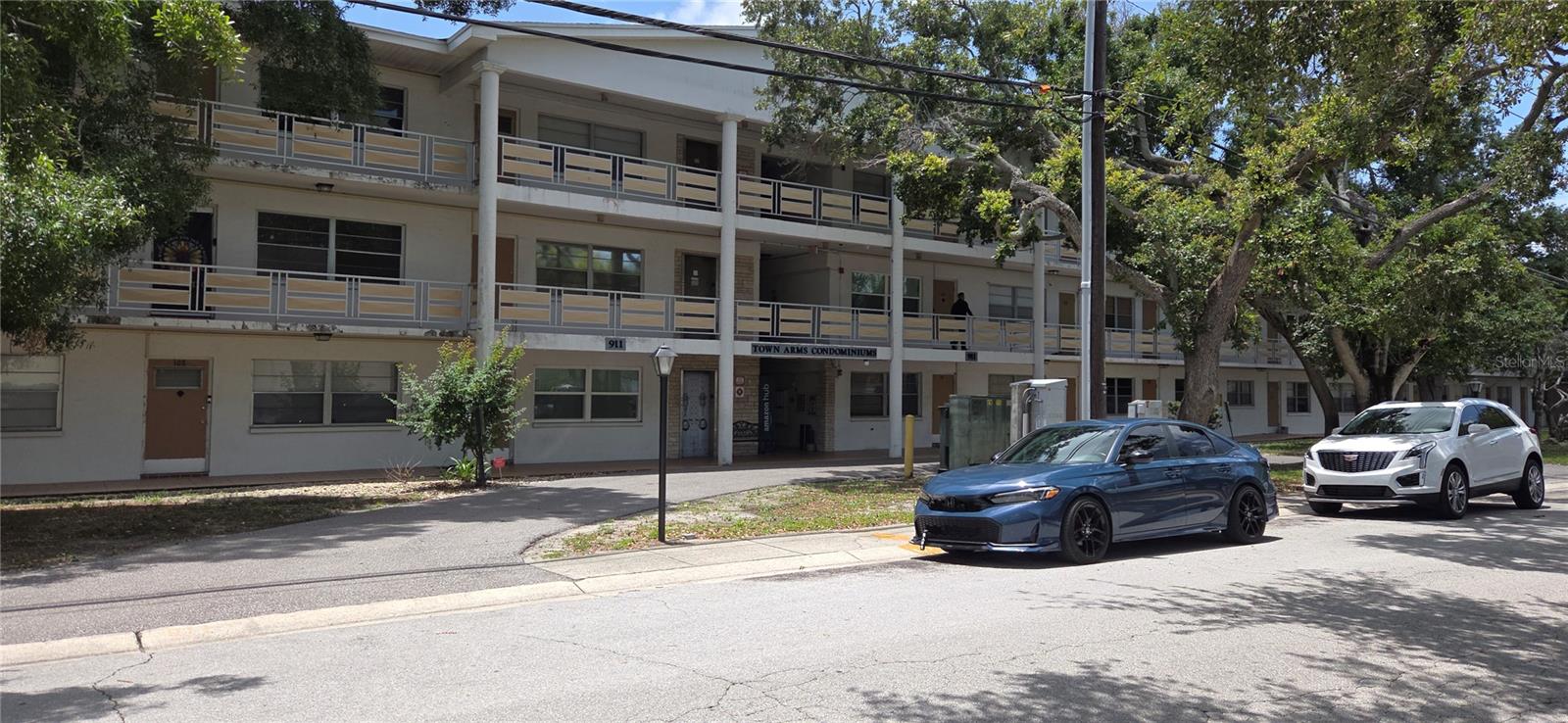 911 WASHINGTON AVE #304 — photo 2
