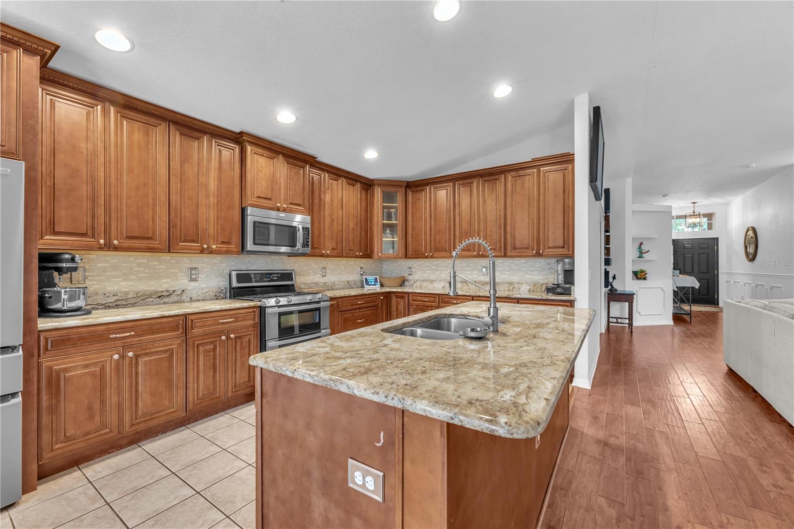 16316 BRIDGEGLADE LN — photo 2
