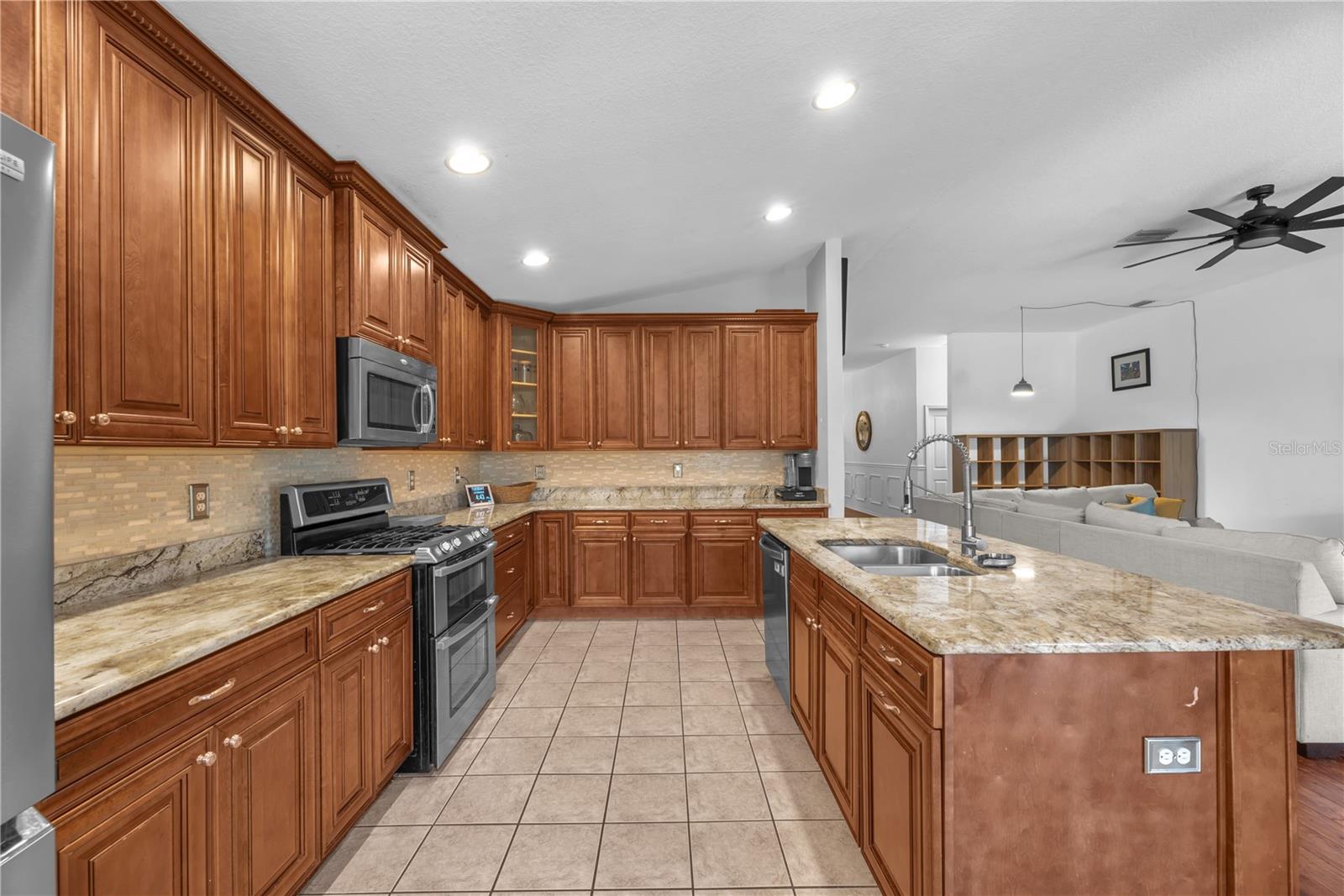 16316 BRIDGEGLADE LN — photo 8