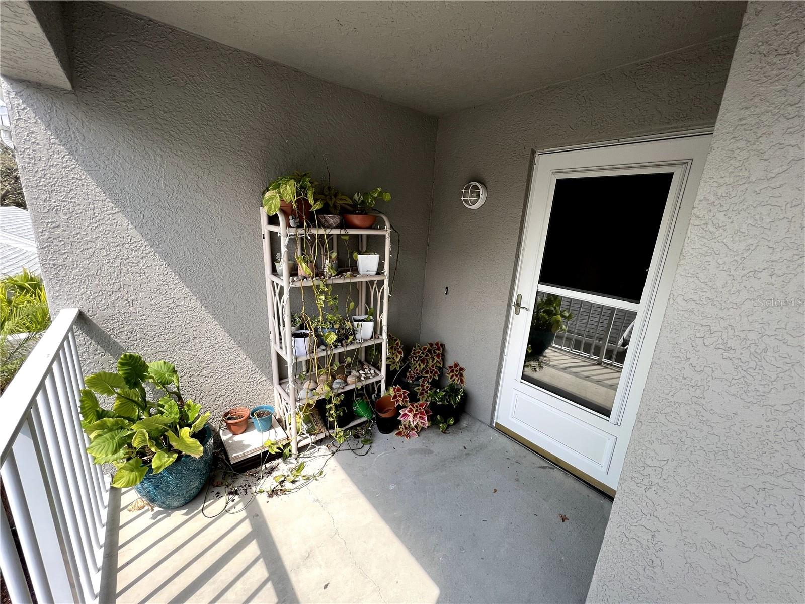 9485 HAMLIN BLVD #8 — photo 31