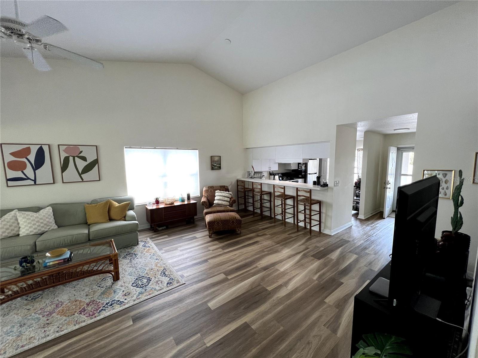 9485 HAMLIN BLVD #8 — photo 36