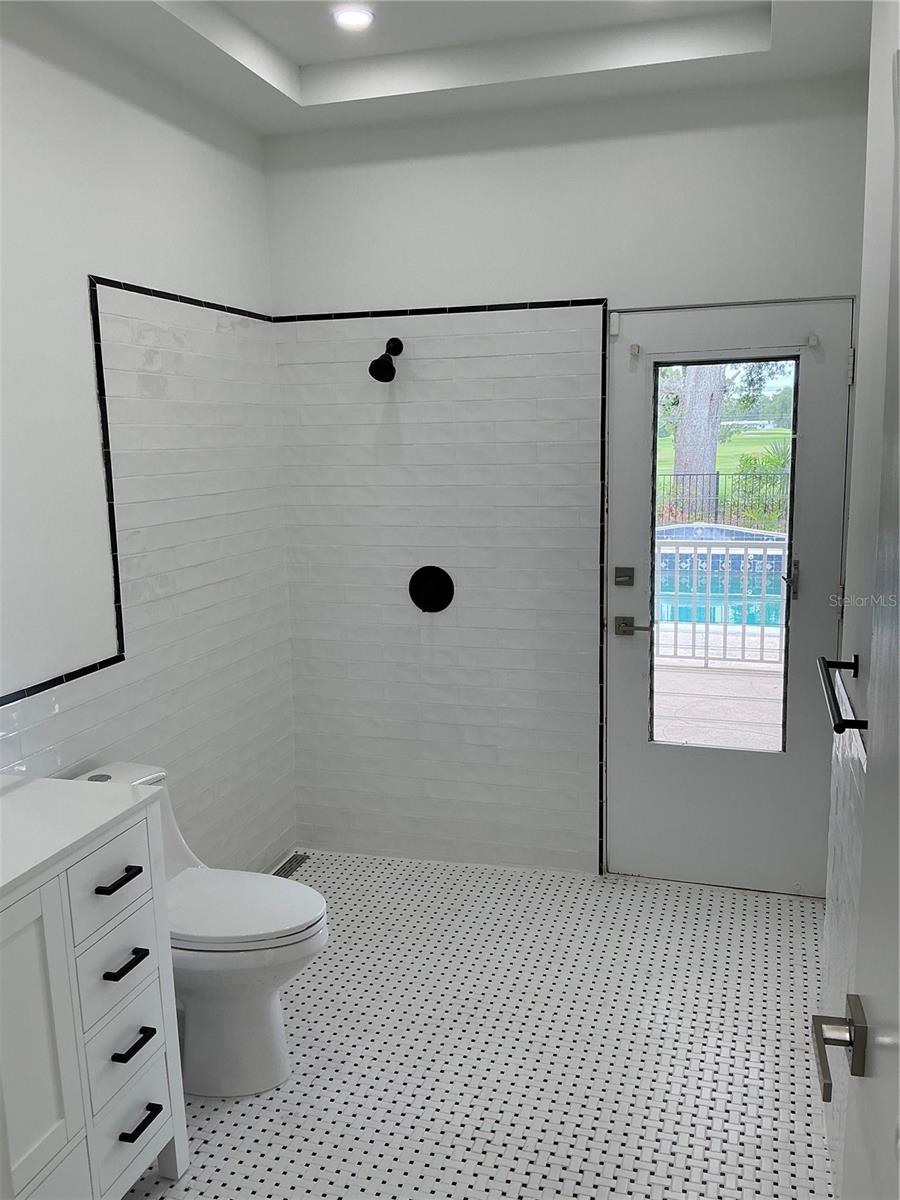 502 MAGELLAN DR — photo 31