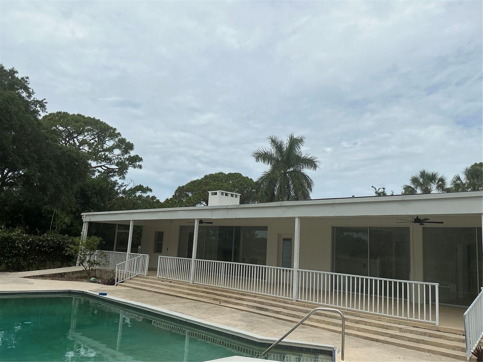 502 MAGELLAN DR — photo 9