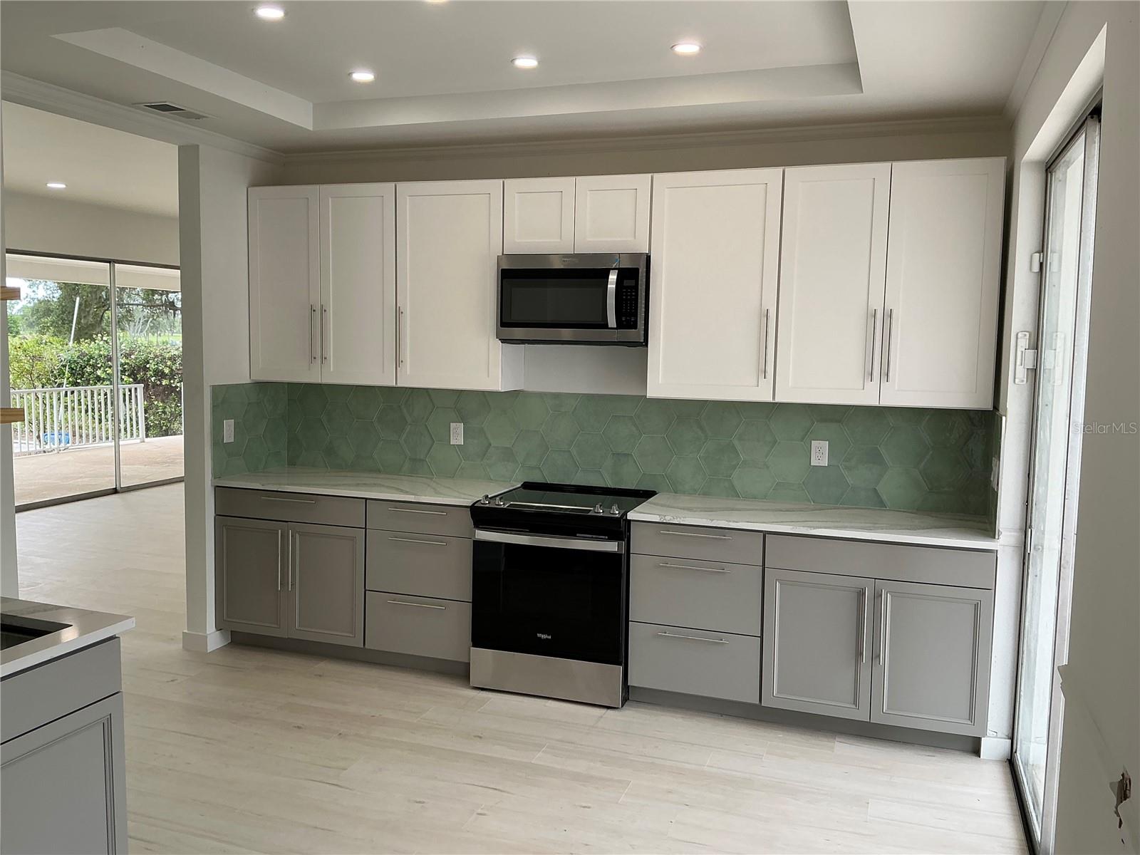 502 MAGELLAN DR — photo 10