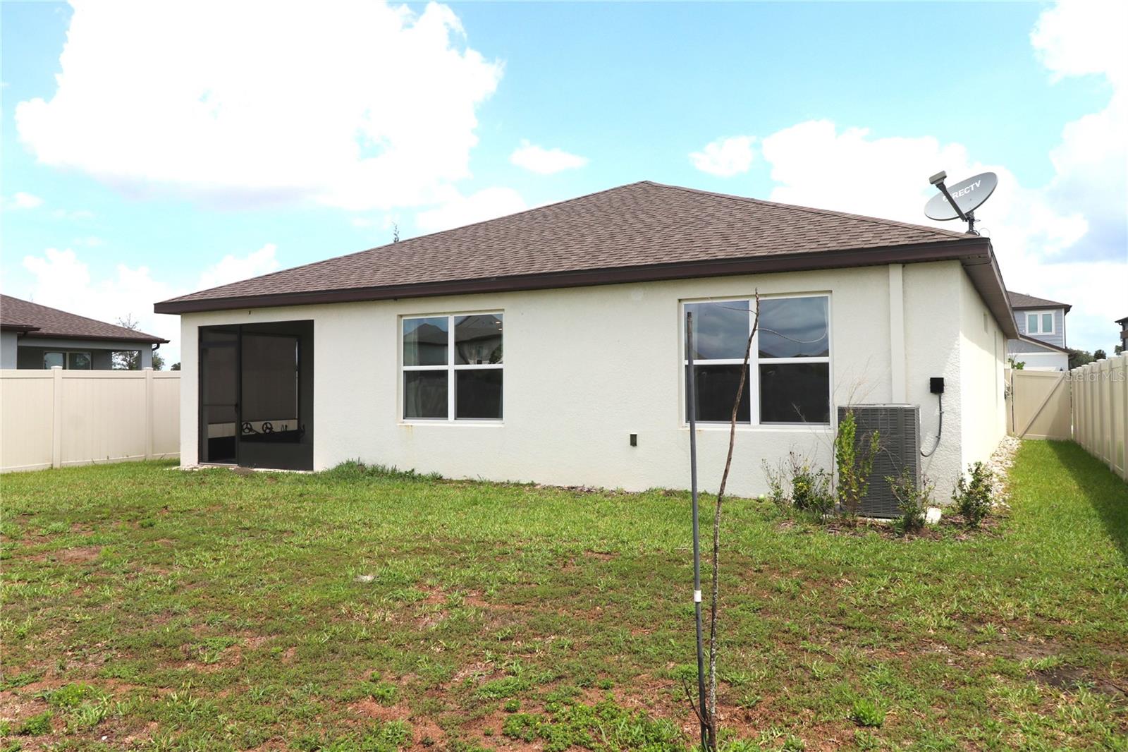 4006 CAPRI COAST DR — photo 28