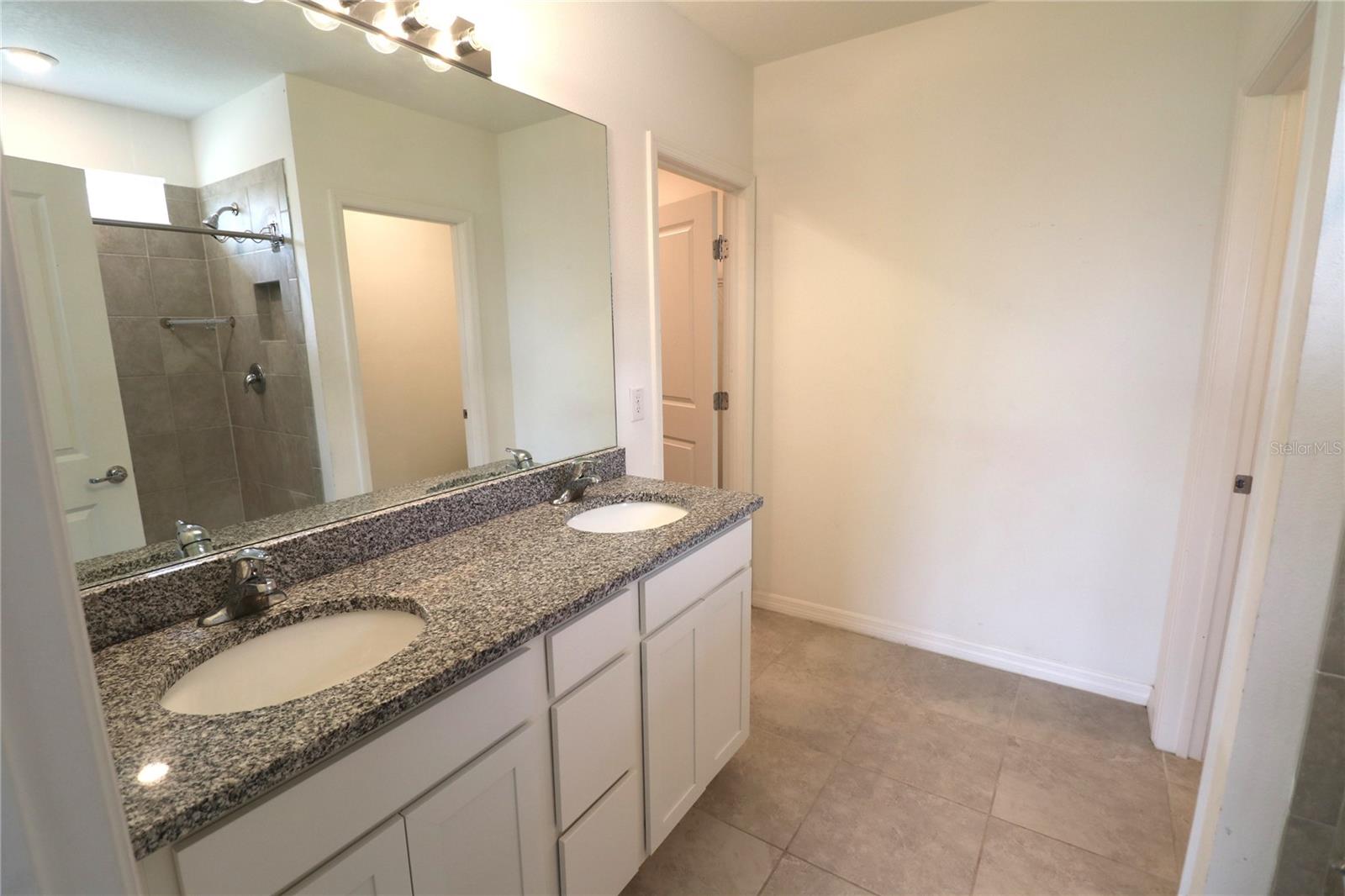 4006 CAPRI COAST DR — photo 13