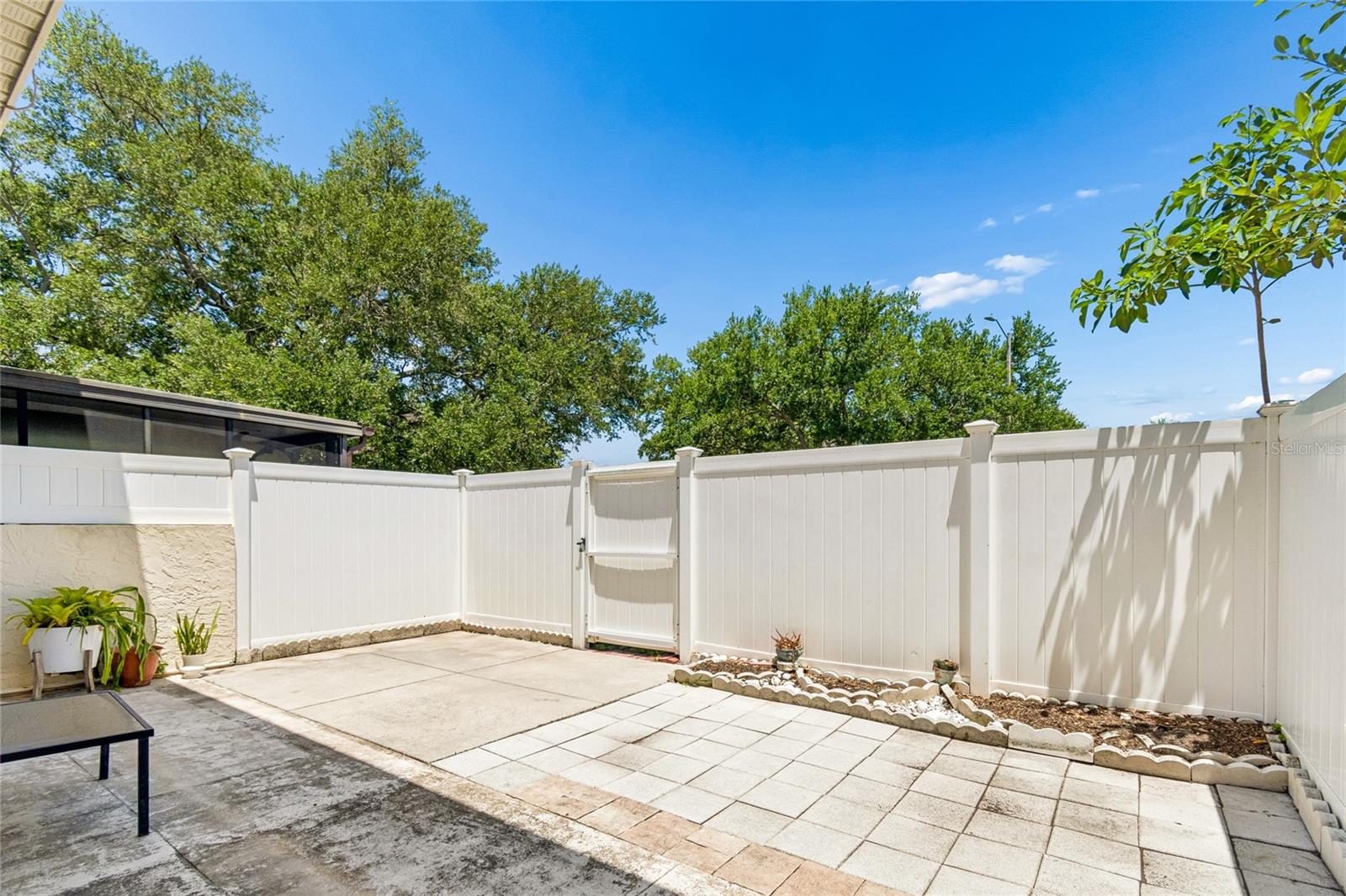 7324 STONE HAVEN CT N — photo 31