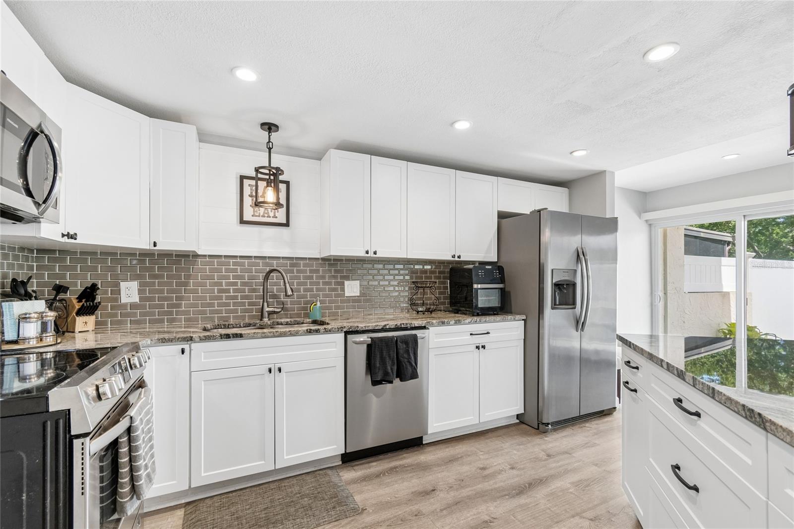 7324 STONE HAVEN CT N — photo 12