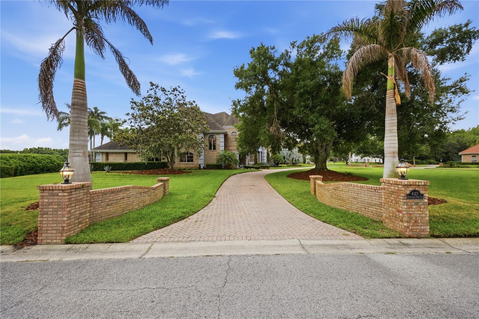 4123 HIGHLAND PARK CIR — photo 4